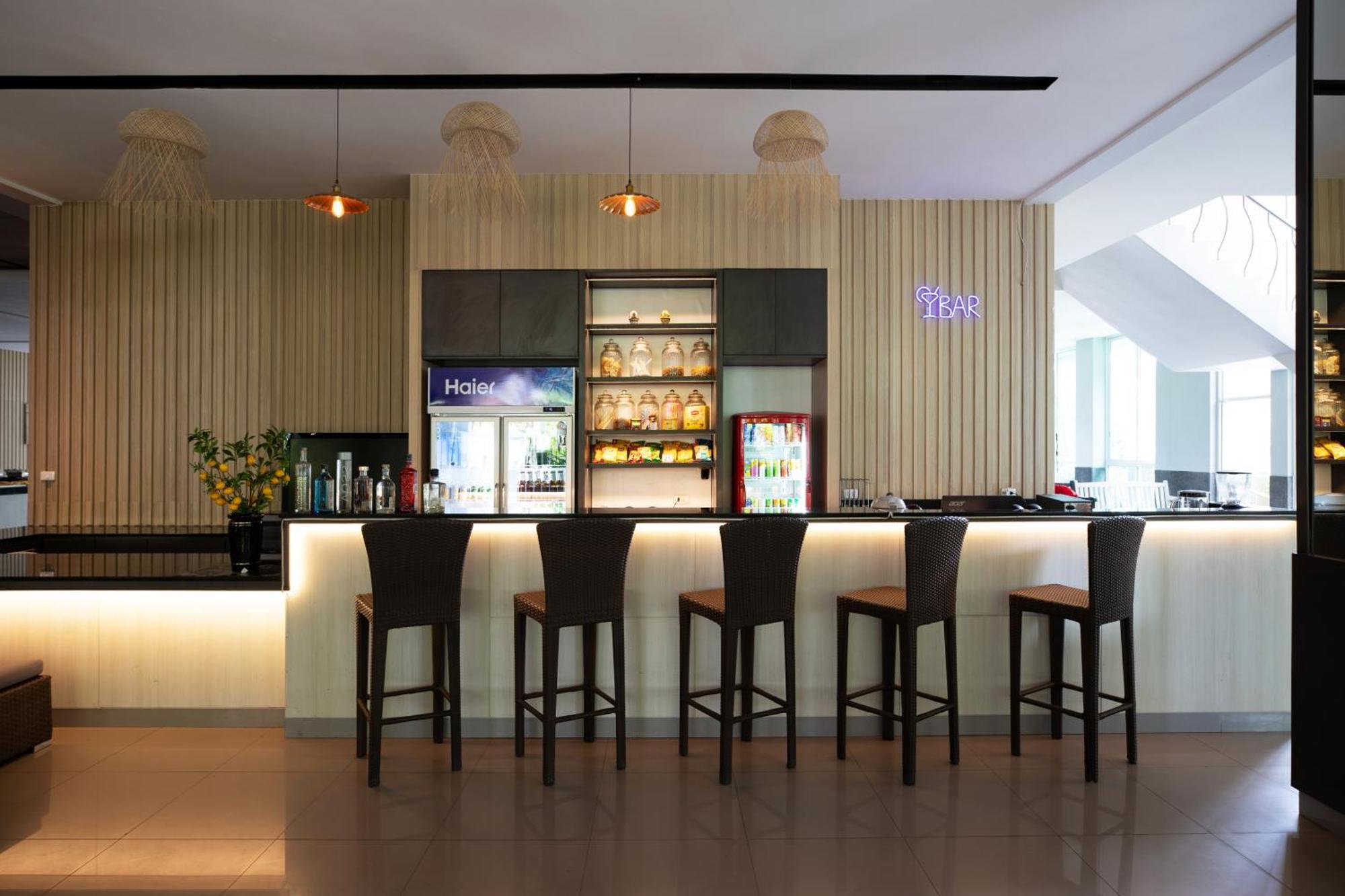 Casa Del M Phuket - Newly Renovated Отель 4*