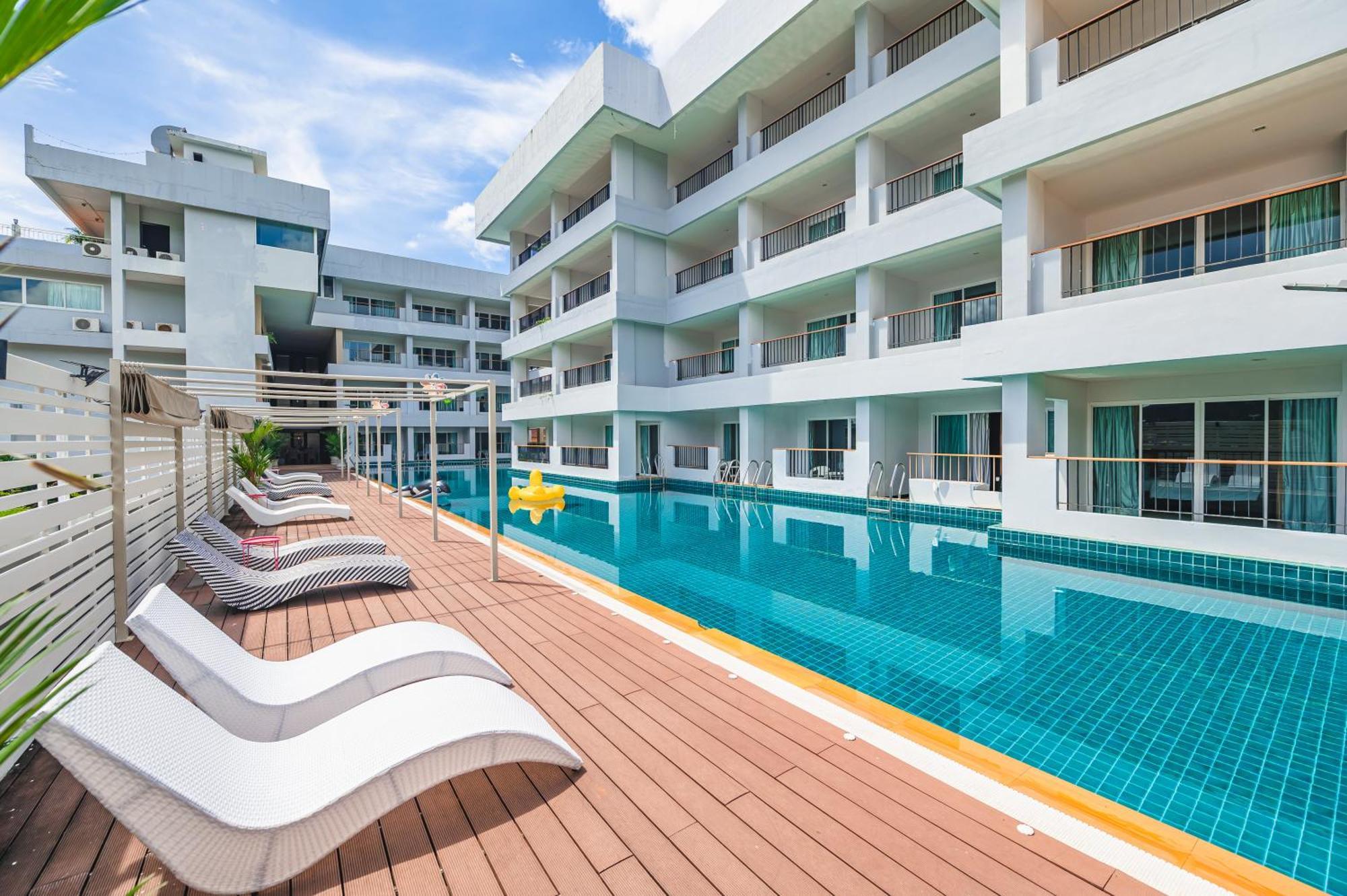 Casa Del M Phuket - Newly Renovated Отель 4*