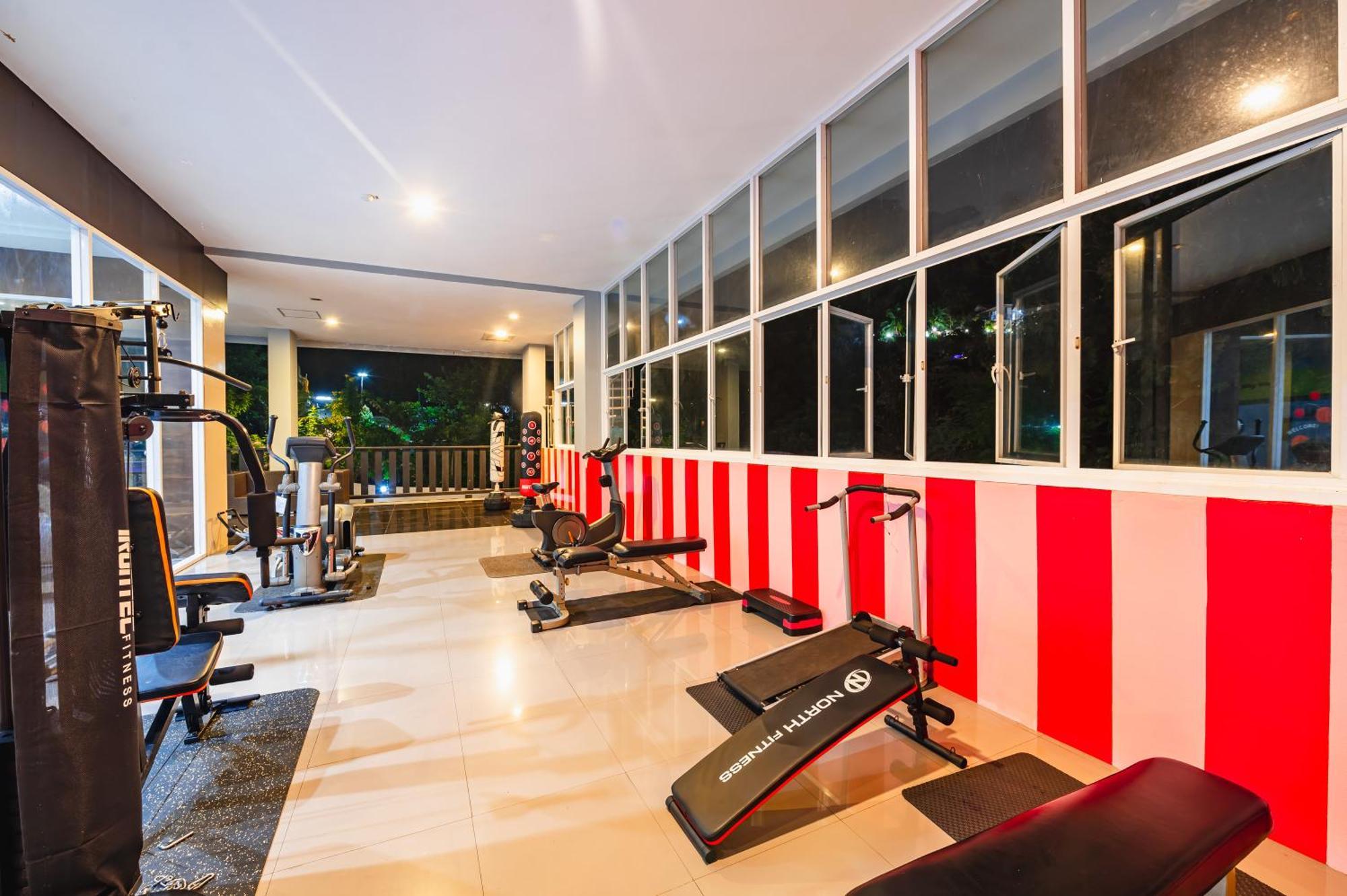 Отель Casa Del M Phuket - Newly Renovated 4*